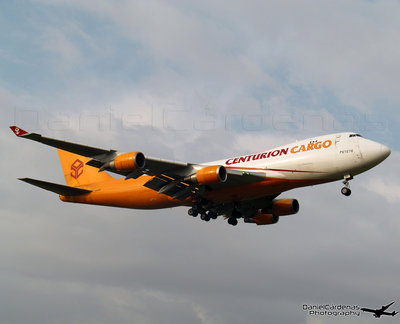 El 747 con la livery de Centurion para mi se ve muy bien.