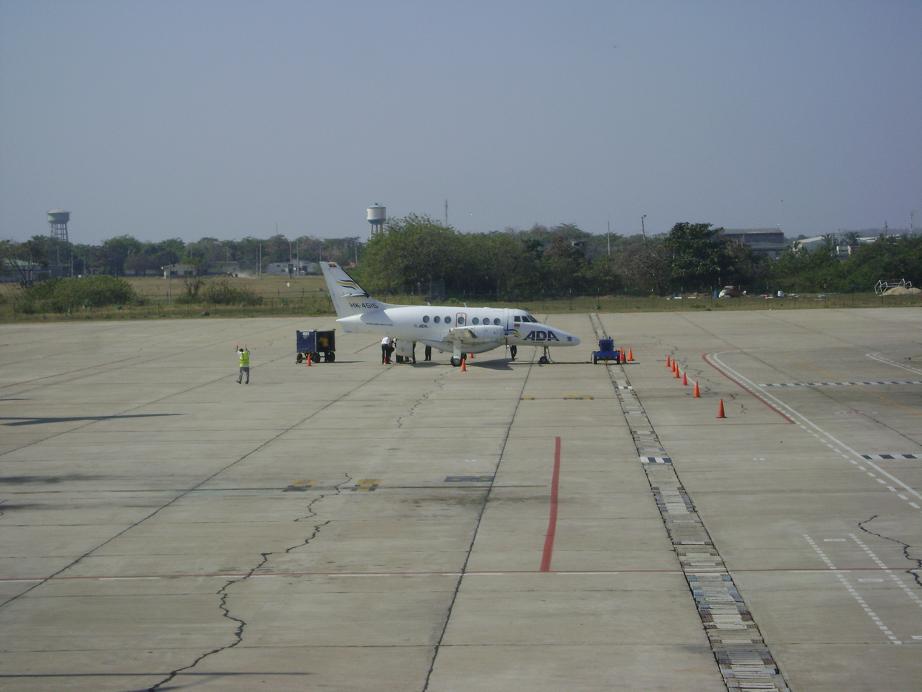 muy bonito este pedazo de avión