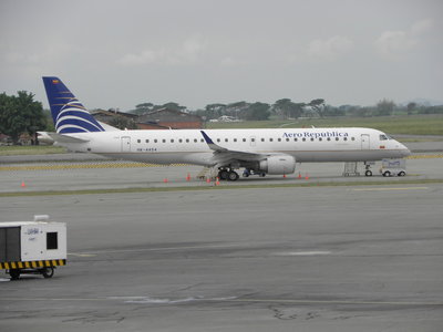 este E190 en ruta a ADZ tuvo un desperfecto hidraulico por lo cual debio regresar de emergencia unas horas antes de tomar esta foto