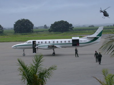 fairchild metro de la policia nacional