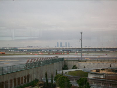 Torres de Madrid al fondo las mas altas de españa