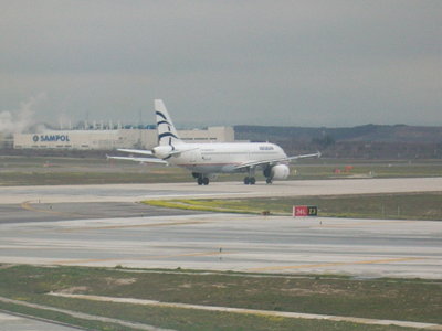 aegean a Atenas