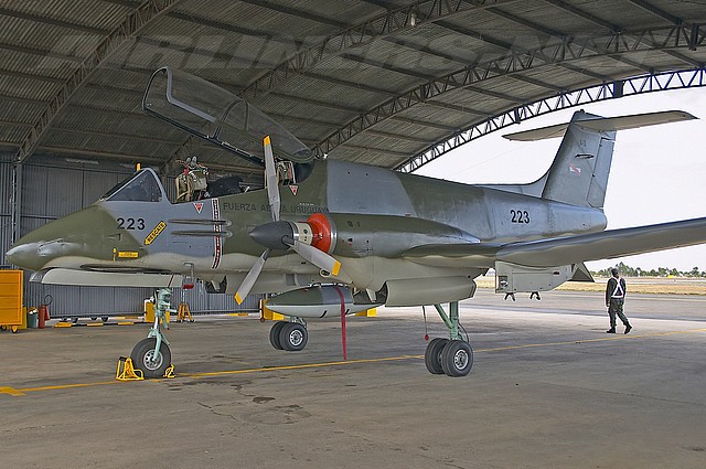 Pucara - Fuerza Aerea Uruguaya (Fuente de la foto www.taringa.net/.../FMA-IA-58-Pucara.html)