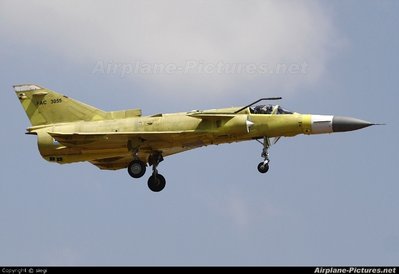 Kfir C-10/COA - Fuerza Aerea Colombiana (Fuente de la foto www.airplane-pictures.net/image60667.html)