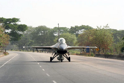 F-16 Takeoff