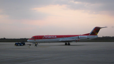 AVA Fokker 100