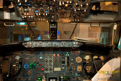 Cabina Aerogal 737-200 HC-CGA