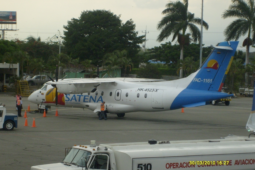 SATENA DORNIER 328 CLO