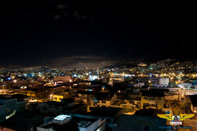 Quito nocturno desde el hotel