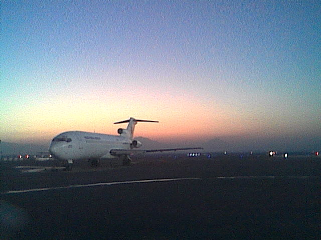 pues un amanecer hermoso este un avion de la policia federalpreventiva XA-PFA