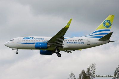 737-700 Aires HK-4675