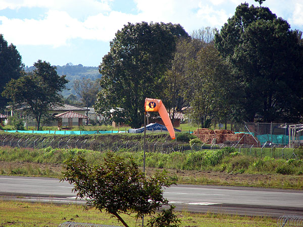 Mangaveleta Aerocivil Pista 25 SKPP (PPN) - Guillermo León Valencia - Popayán