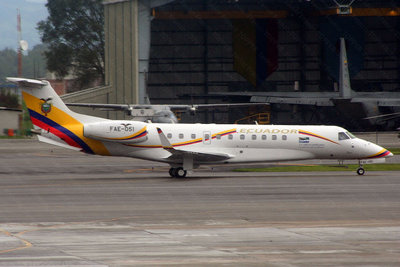 Rafael Correa, presidente de Ecuador - Embraer Legacy 600 (FAE-051)