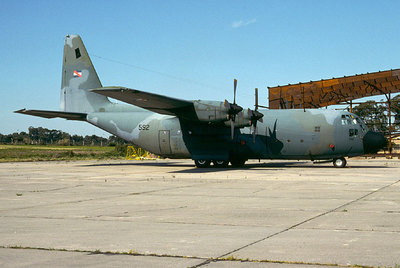 FUERZA AEREA URUGUAYA: Foto hans Rolink - Cavok-aviation-photos.net