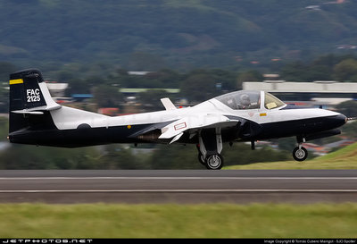 Entrenador T-37C de la Fuerza Aérea Colombiana, FAC 2125