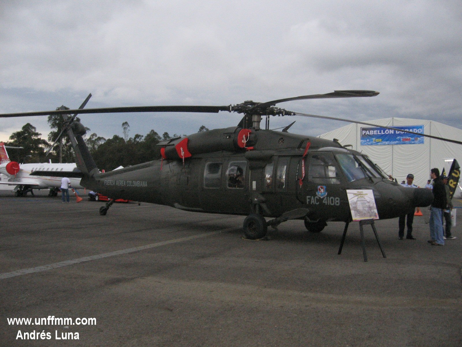 Fuerza Aérea Colombiana FAC 4108, foto Andrés Luna
