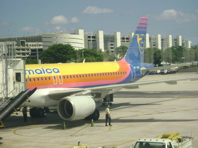 Gate H4 – Air Jamaica - Kinstong