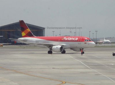 Avianca, A319, N691AV