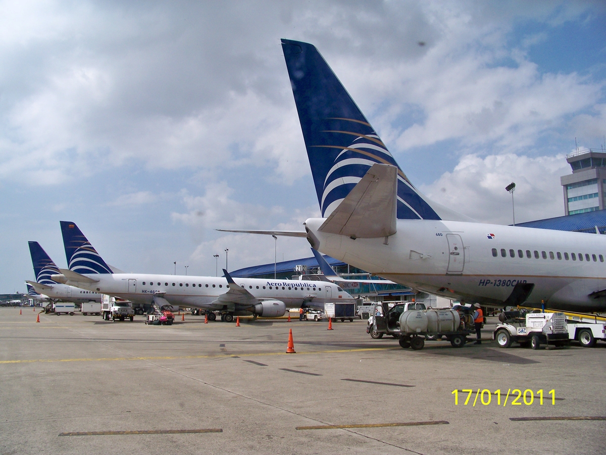 En Autobus Camino de nuestro Avion.