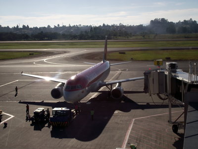 MI AVION DEVOLVIENDOSE PARA BOGOTA