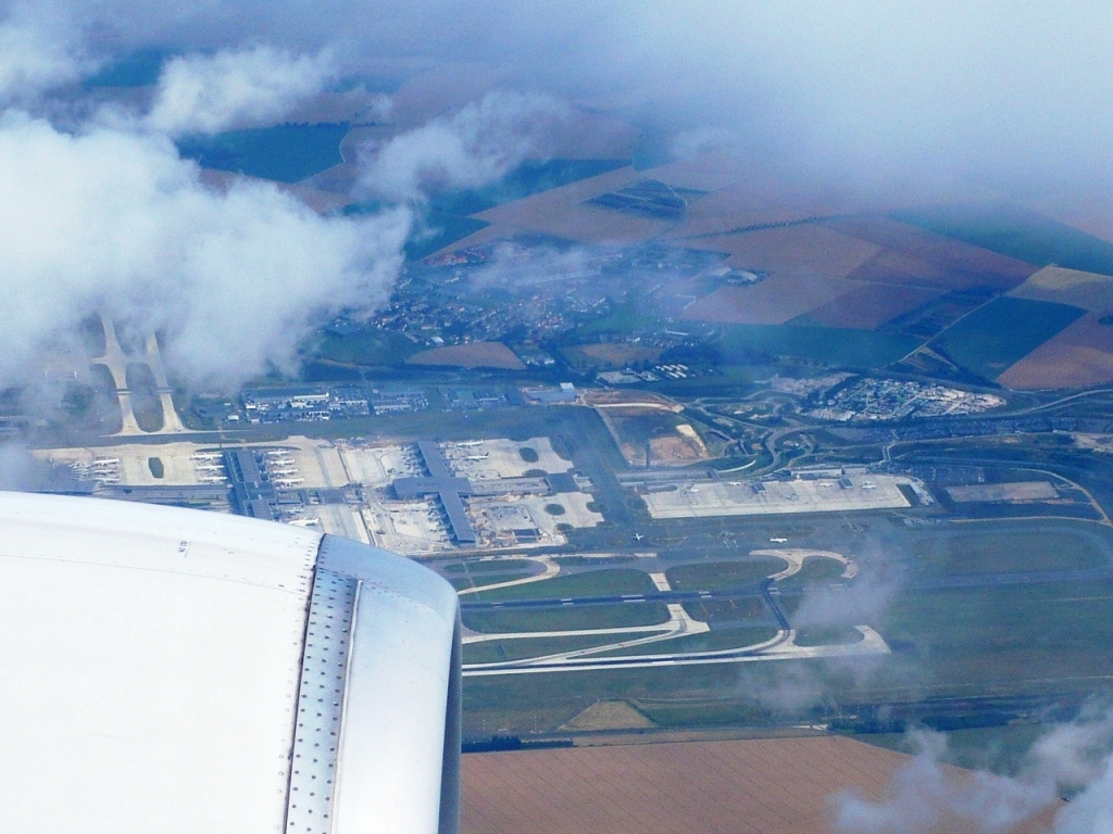Panorámica del CDG, fantástico y con mucho terreno para crecer si así lo quisieran.