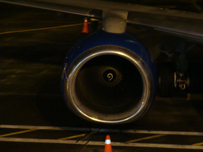 Uno de los motores del Boeing