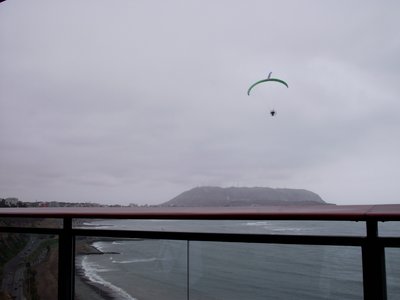 En la costa de Lima.... Algun dia sera...