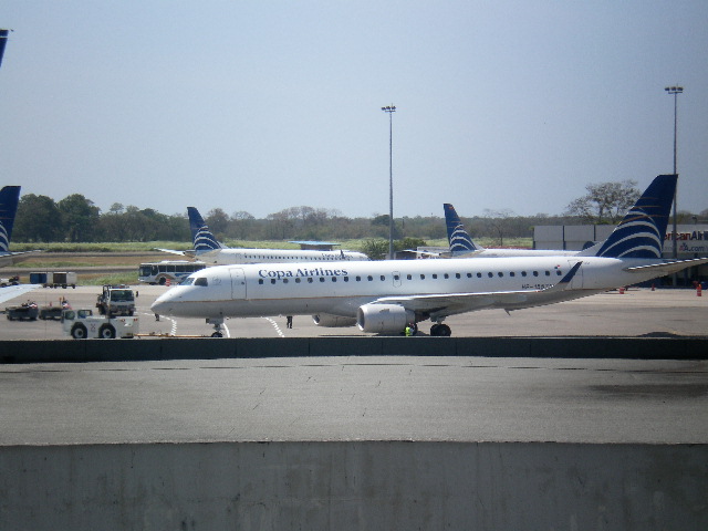 Copa Airlines ERJ-190 PushBack