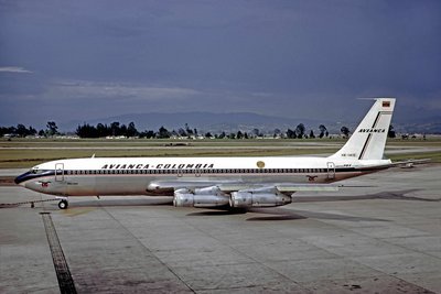 avianca-707-300b-hk-1410-delivery-csgrd-bog-cvlr.jpg
