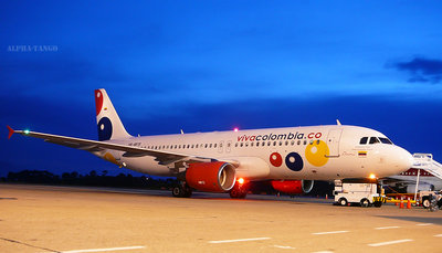 HK-4818 - Airbus A320-214 / VivaColombia