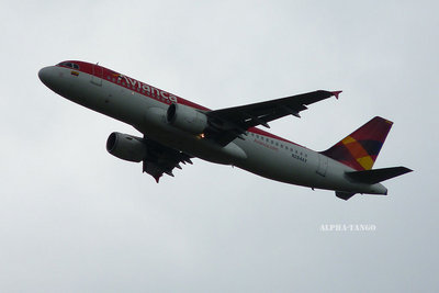 N284AV - Airbus A320-214 / Avianca