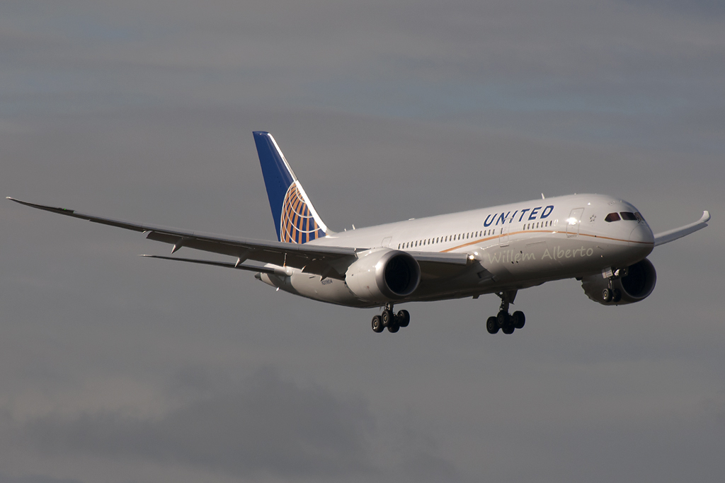B787 dreamliner de United N20904