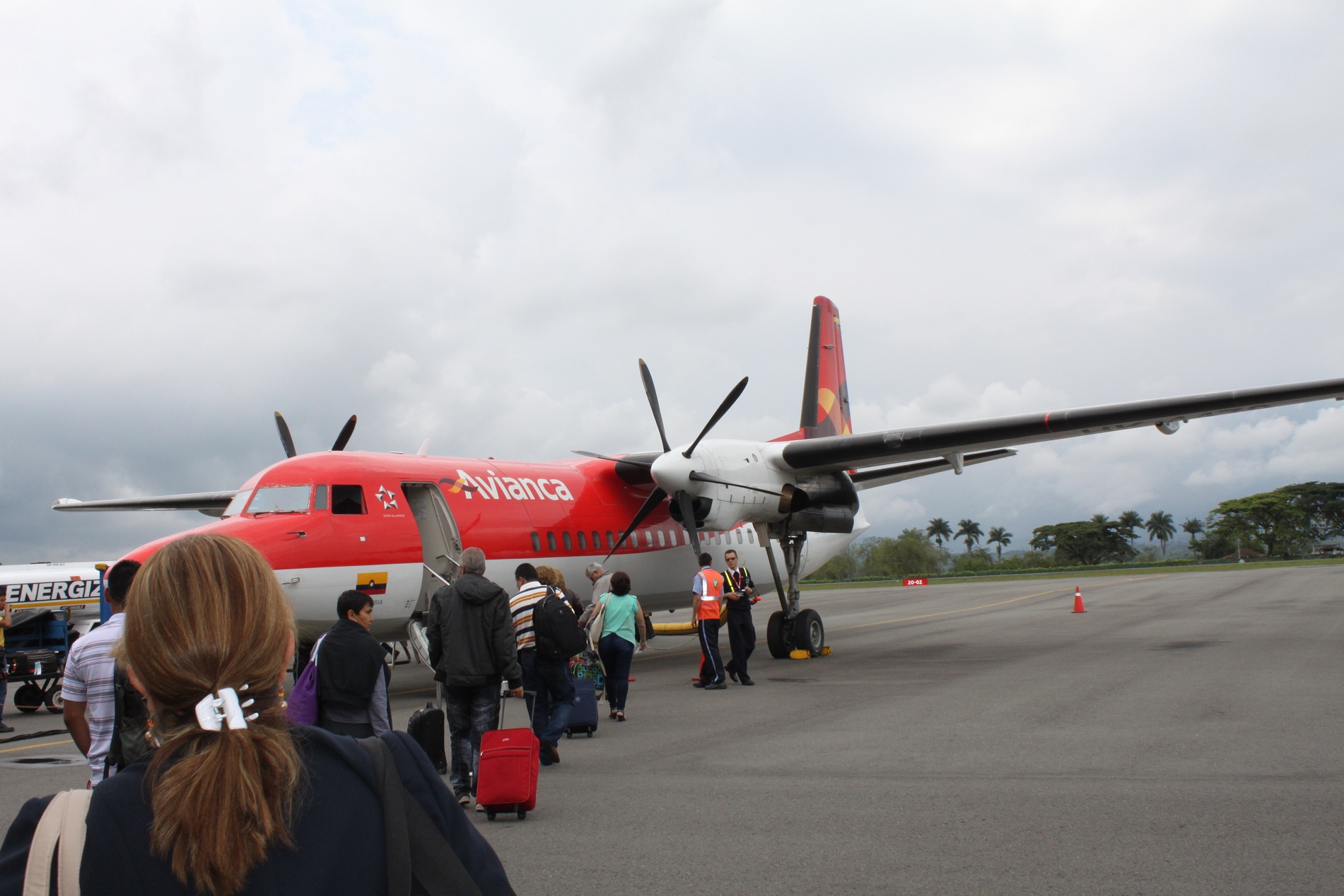 Procediendo a abordar el avión.