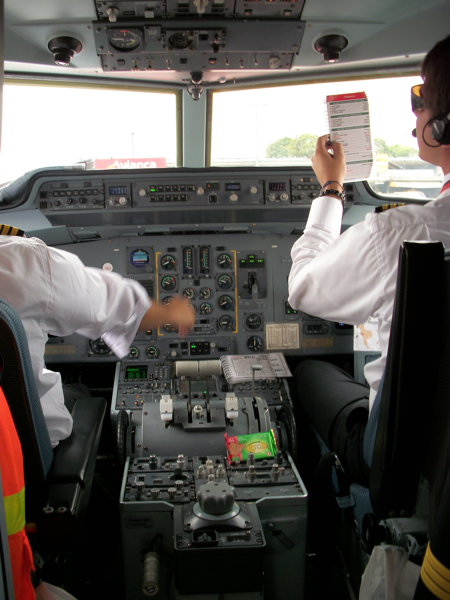 Leyendo lista de chequeo