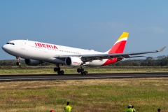 Iberia Airbus A330 EC-MLP Aterrizando Tocumen Open Day 2020