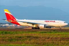 Iberia Airbus A330 EC-MLP Próximo a Despegar Tocumen Open Day 2020