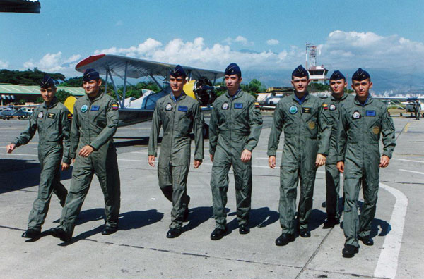 EMAVI Cadetes Fuerza Aérea Virtual - 2003