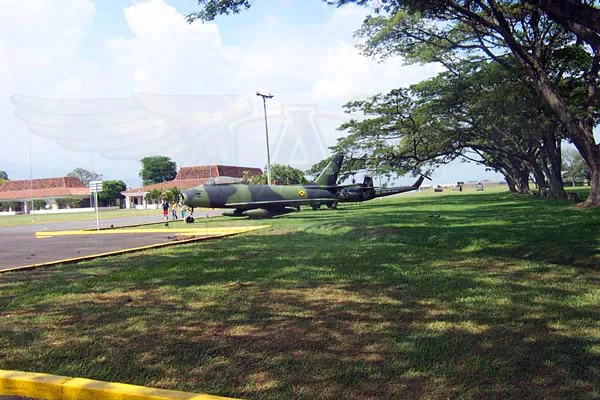 EMAVI Escuela Militar de Aviación EMAVI Escuela Militar de Aviación
