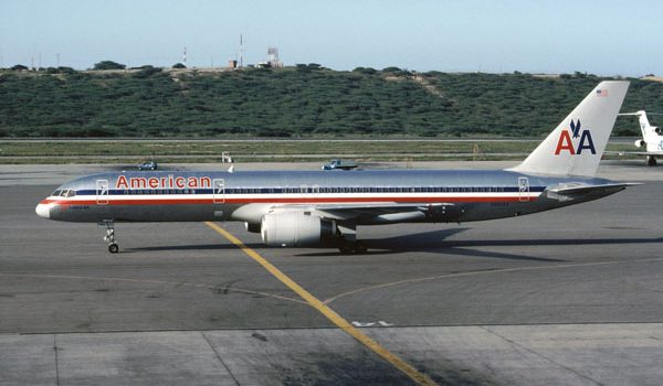 American Airlines N651AA Boeing 757 - Cortesía de Werner Fischdick