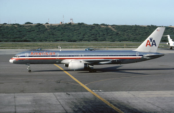 American Airlines N651AA Boeing 757 - Cortesía de Werner Fischdick