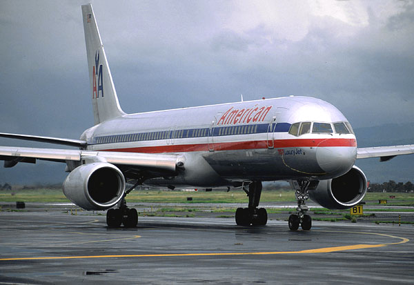 American Airlines N651AA Boeing 757 - Cortesía de Robert Campbell
