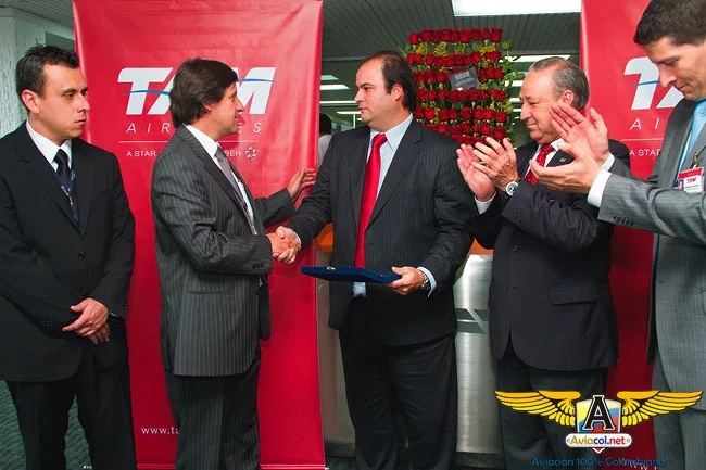TAM inició vuelo a Bogotá - Aviacol.net El Portal de la Aviación Colombiana