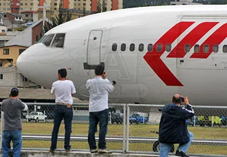 Spotters llevando a cabo su actividad