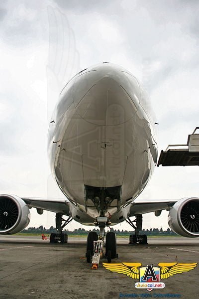La Línea Aérea Carguera de Colombia presentó su nuevo Boeing 777F | Aviacol.net El Portal de la Aviación Colombiana