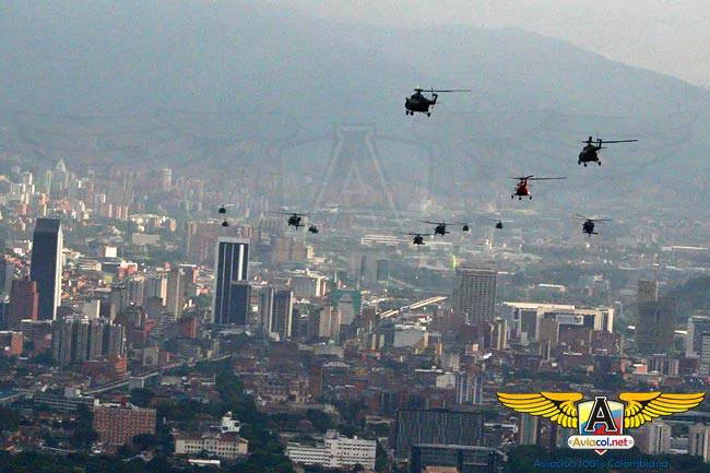 Desfile aéreo de la Aviación del Ejército sobre Medellín | Aviacol.net El Portal de la Aviación Colombiana