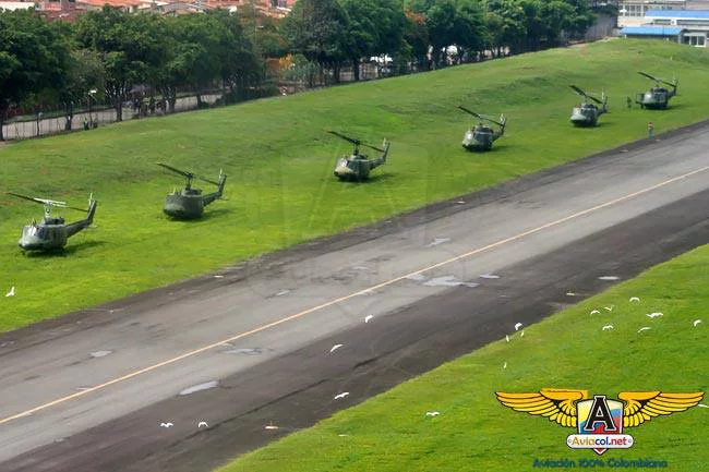 Desfile aéreo de la Aviación del Ejército sobre Medellín | Aviacol.net El Portal de la Aviación Colombiana