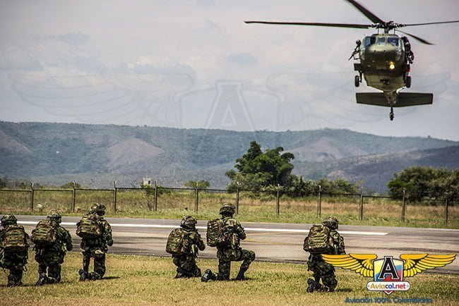 Exhibición aérea de la Aviación del Ejército Nacional de Colombia | Aviacol.net El Portal de la Aviación Colombiana