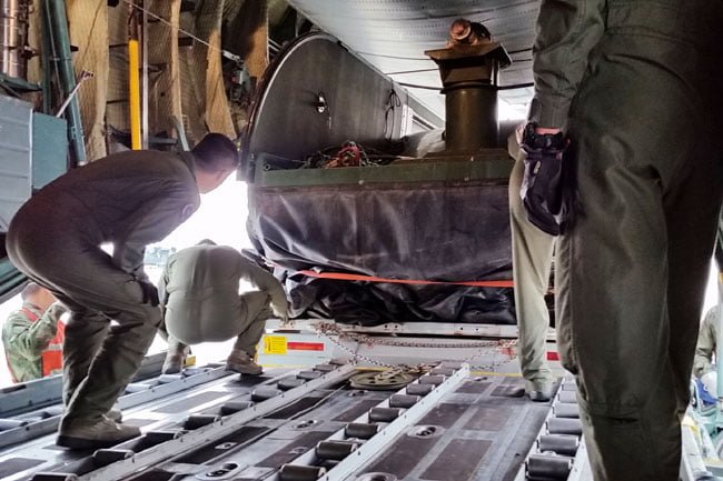 C-130 Hercules de la FAC transportó aerodeslizador de la Armada Nacional | Aviacol.net El Portal de la Aviación en Colombia y el Mundo