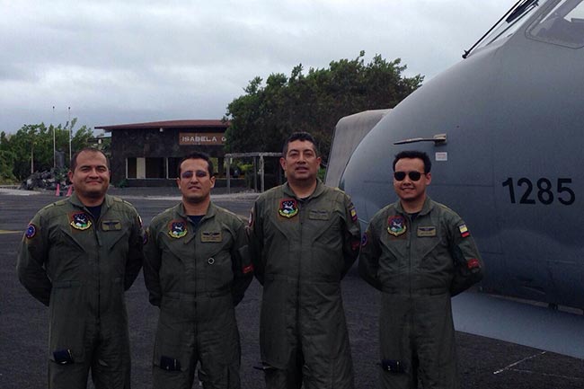 La Fuerza Aérea Colombiana llegó por primera vez a las Islas Galápagos | Aviacol.net El Portal de la Aviación en Colombia y el Mundo