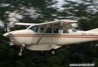 Avión Cessna 206 cae al río Vaupés en Colombia | Aviacol.net El Portal de la Aviación